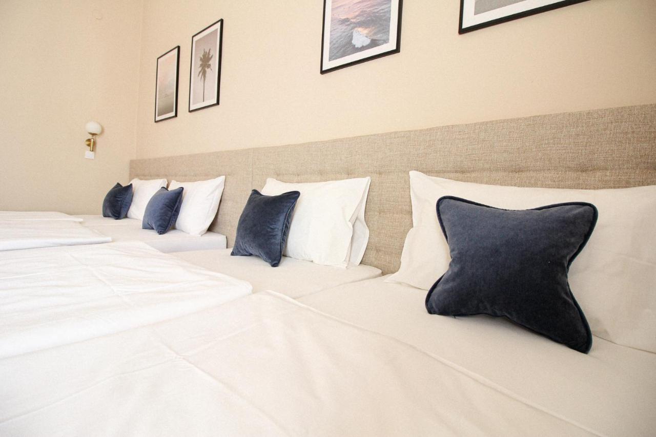 Platan Hotel Siófok Buitenkant foto